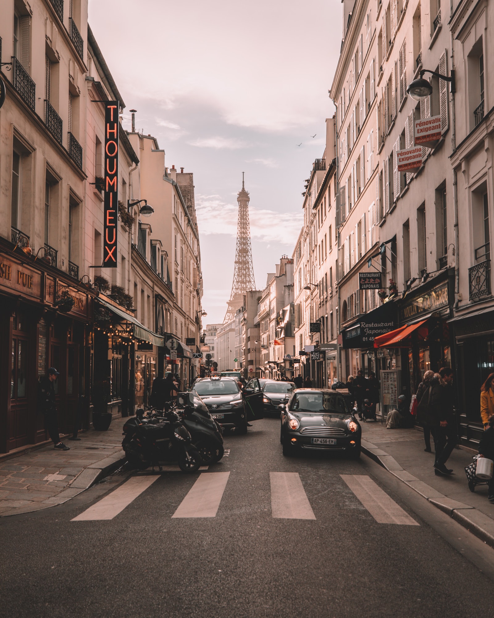 Lederreise Paris august